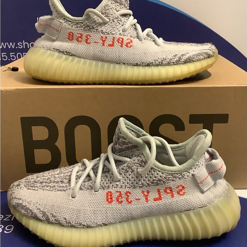Yeezy Boost 350 V2 Blue Tint Men’s Size 4